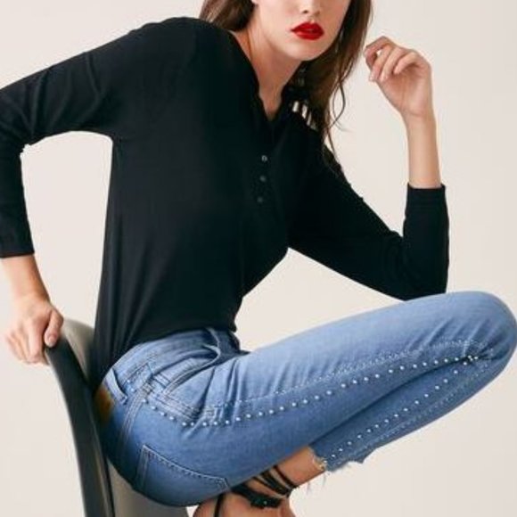 Zara Raw Hem Studded Skinny Jeans = Size 10